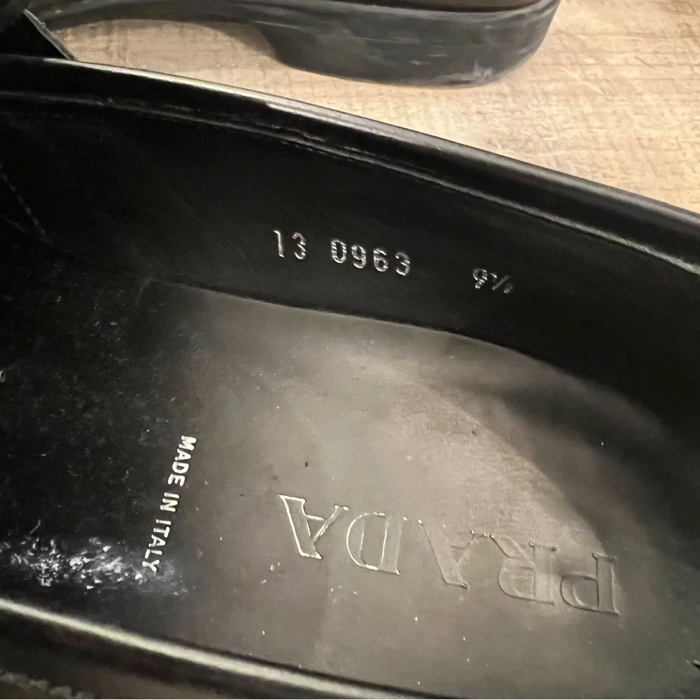 Prada Mens Black leather loafers triangle emblem 9.5 US 10.5 - Picture 4 of 6